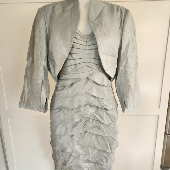 Adrianna Papell | Dresses | Adrianna Papell Occasions 2 Piece Metallic ...